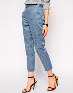 Pantalones estampados para un look con personalidad