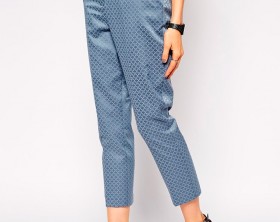 Pantalones estampados para un look con personalidad